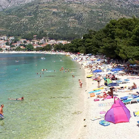 6869c * Baška Voda